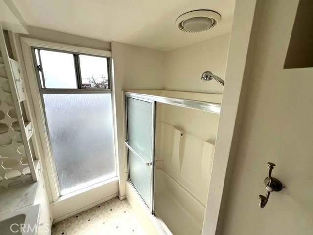 425 Wellington - Photo 22