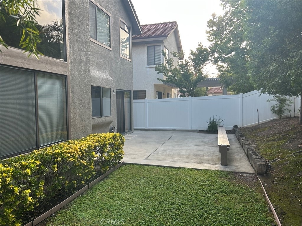8232 E Flowerwood - Photo 3