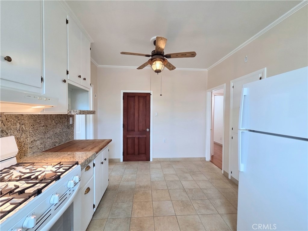 9497 Foster Road - Photo 23