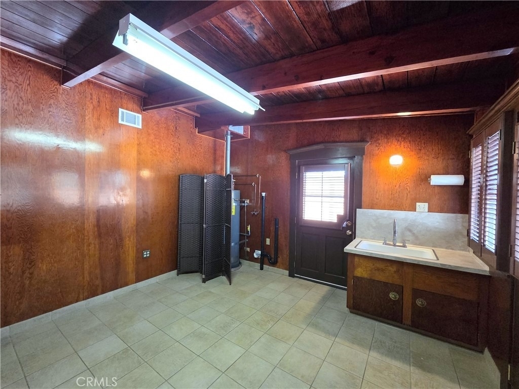 9497 Foster Road - Photo 18