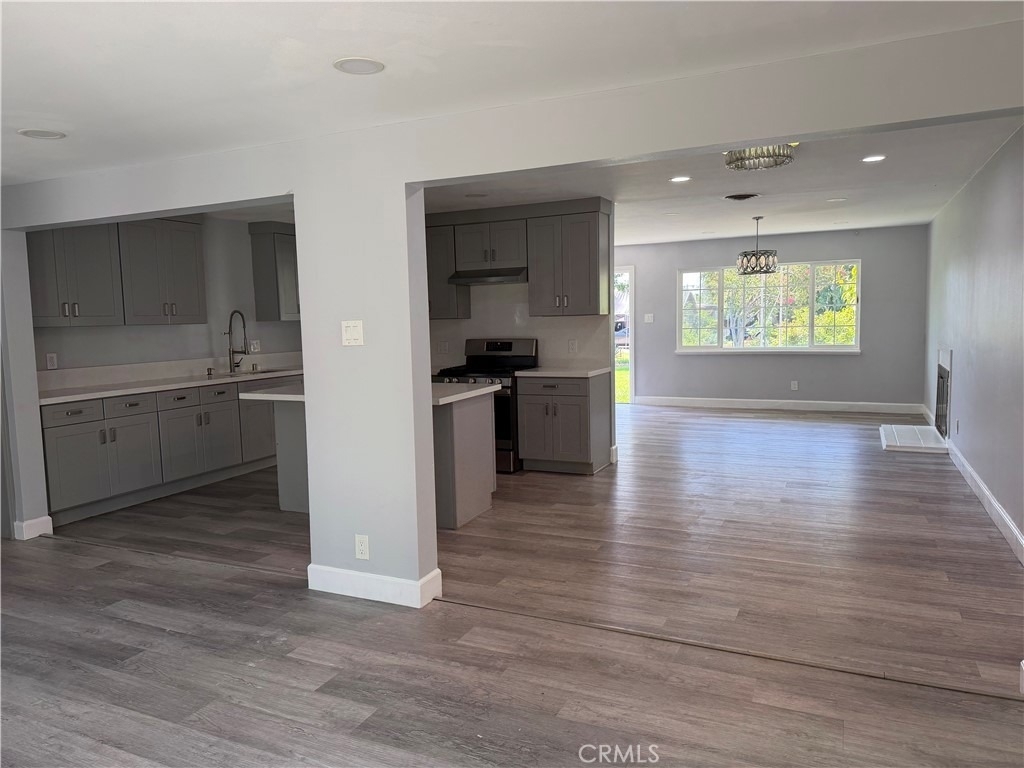 6603 Mitad Court - Photo 3