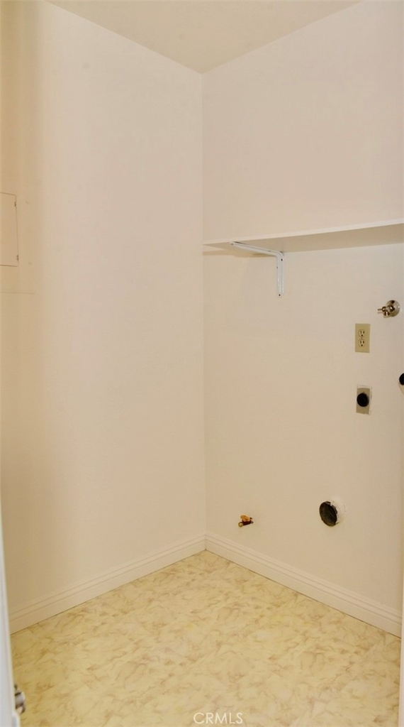 2470 Coventry Circle - Photo 15