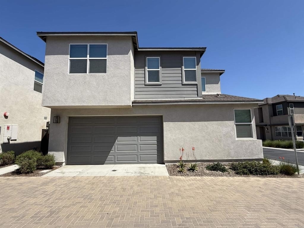 1767 Whitmore Loop - Photo 0