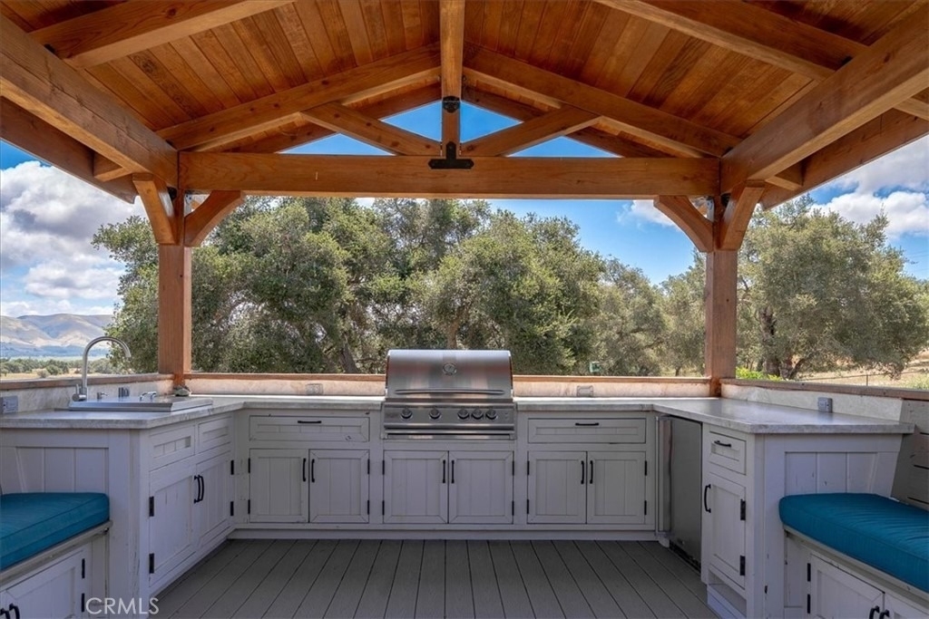 688 Willow Road - Photo 4