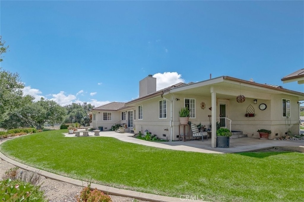 688 Willow Road - Photo 10
