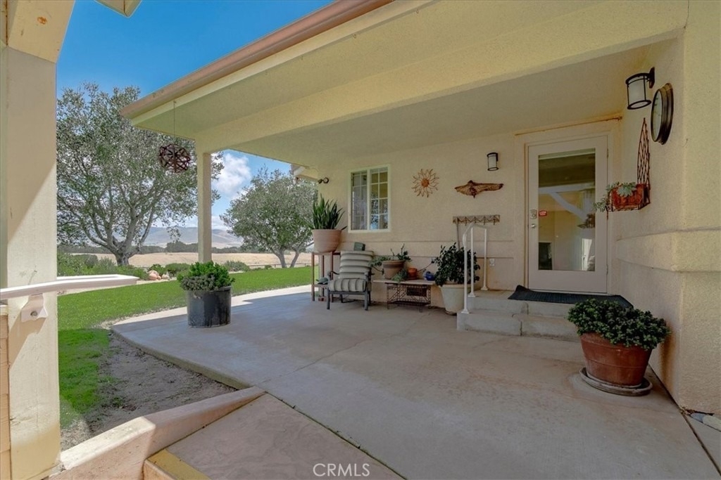 688 Willow Road - Photo 11