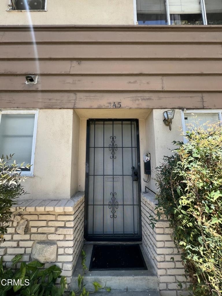 137 S Barranca Avenue - Photo 3