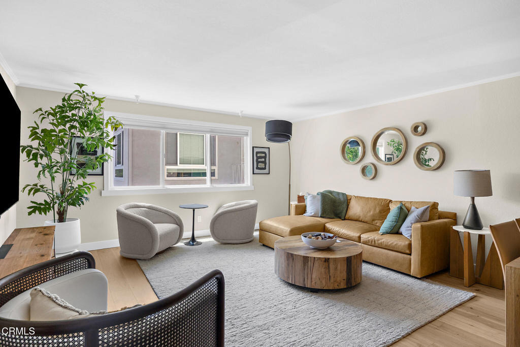 3762 Hughes Avenue - Photo 5