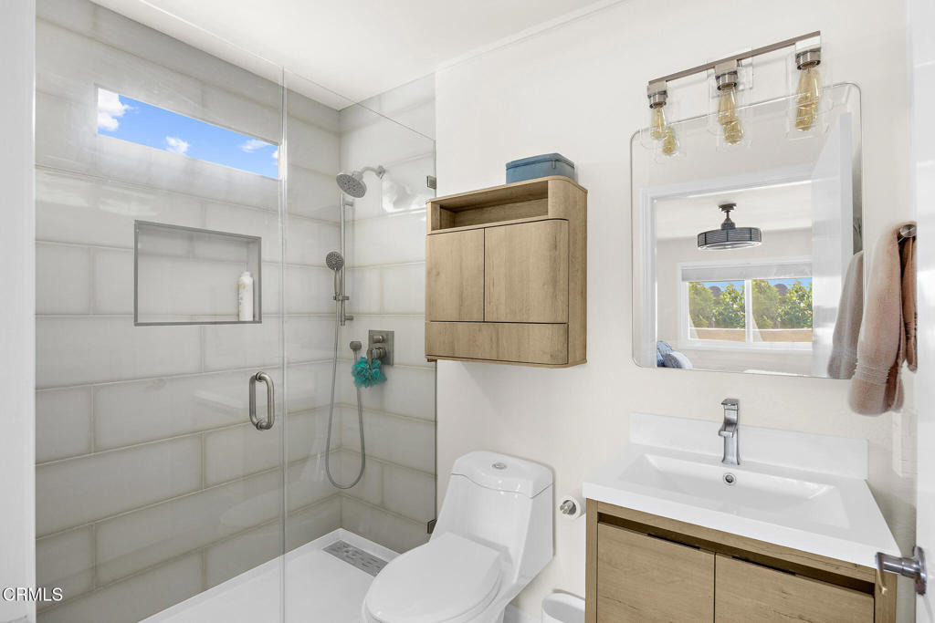 3762 Hughes Avenue - Photo 19