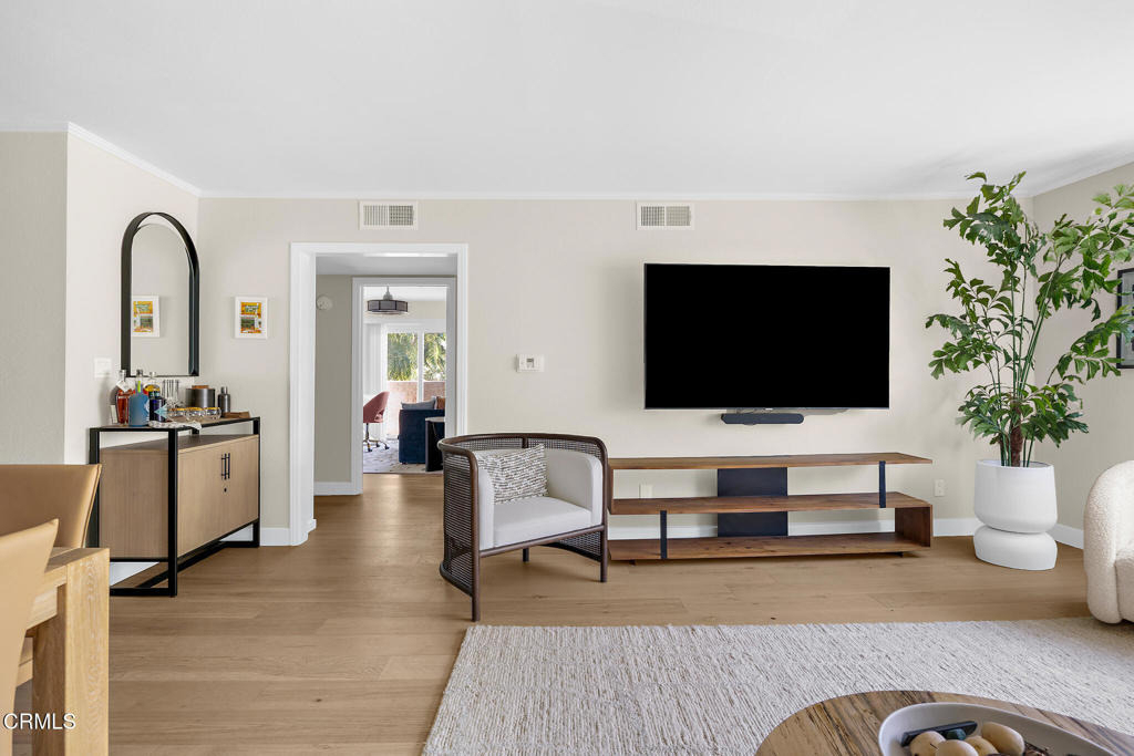 3762 Hughes Avenue - Photo 4