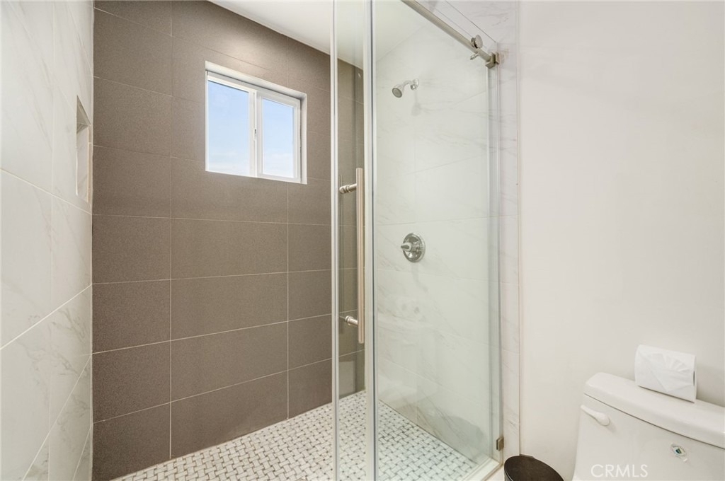 4410 Bowman - Photo 16