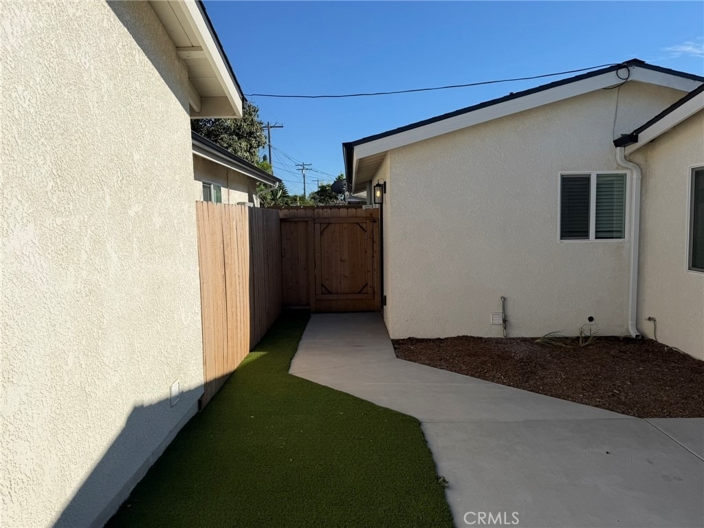 940 N Garden - Photo 8