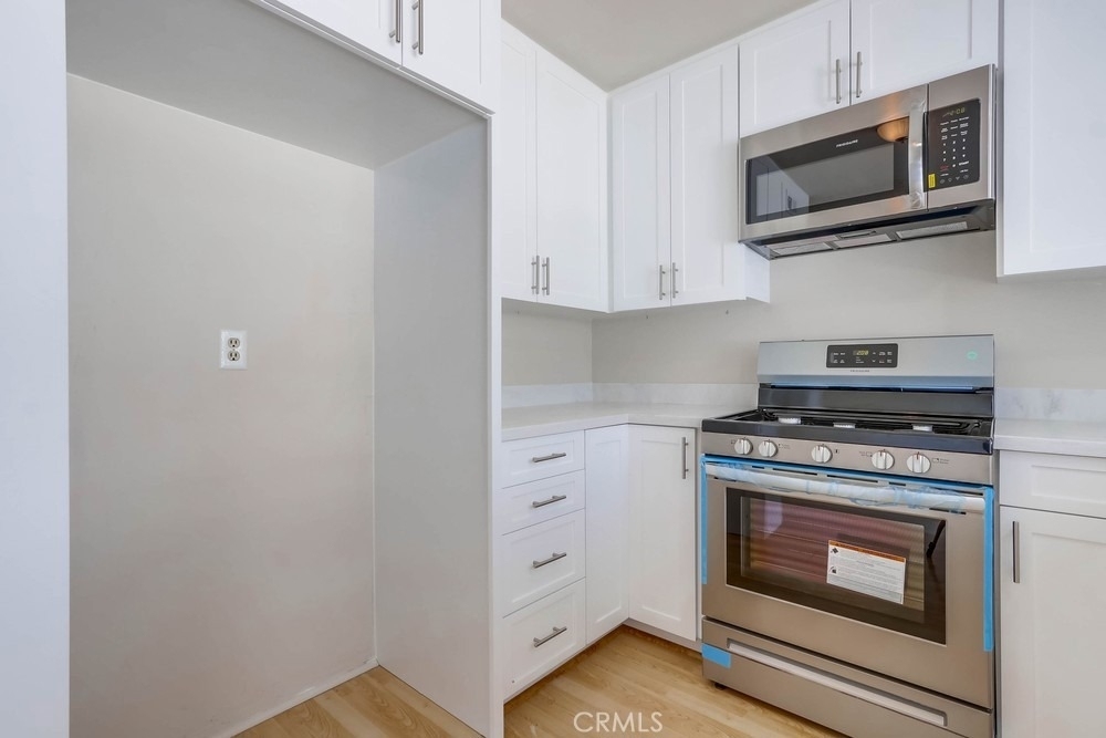 9502 Pettswood Dr - Photo 10