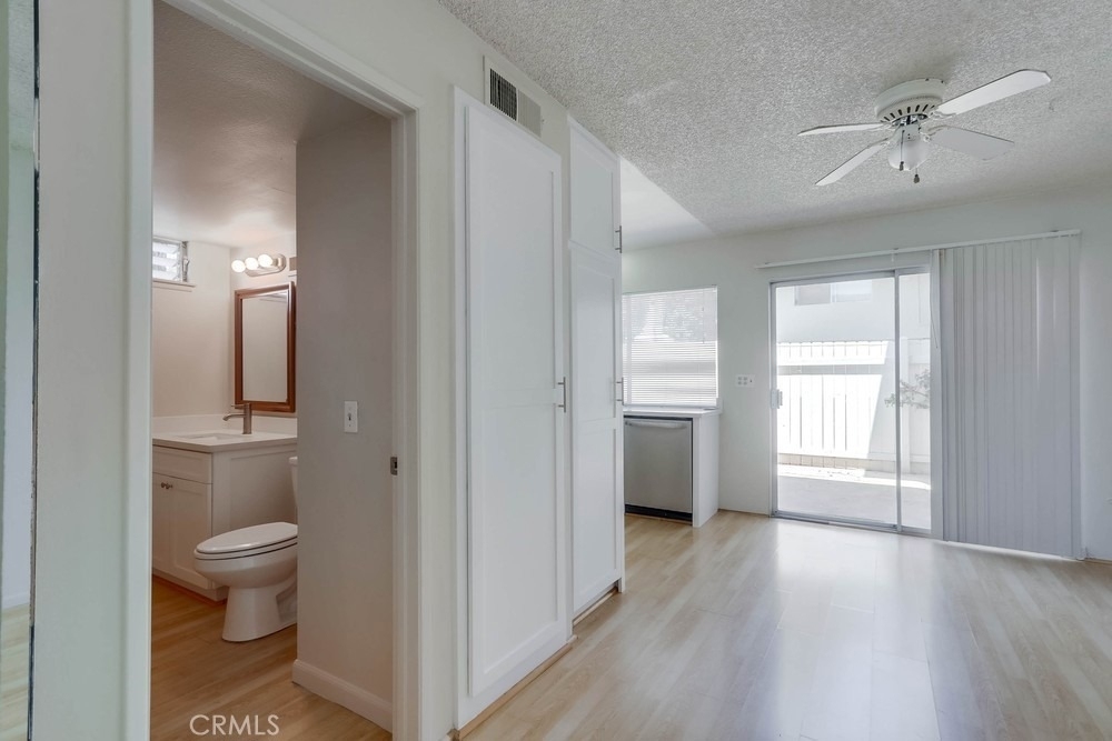 9502 Pettswood Dr - Photo 5
