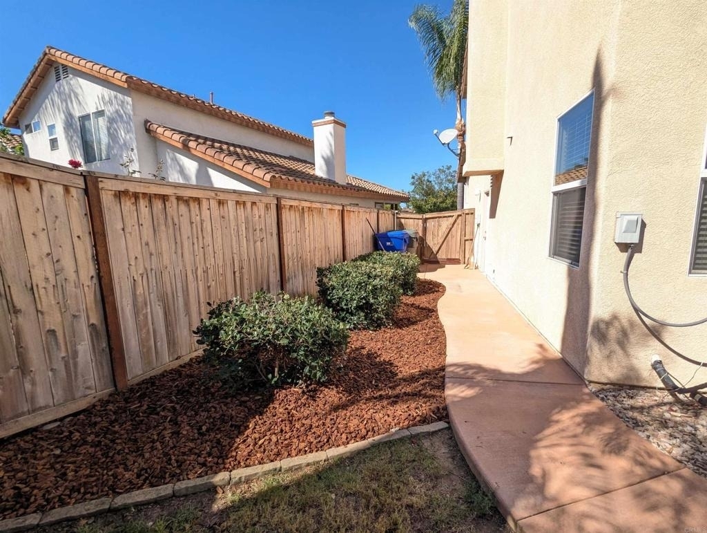 4737 Lagunita Way - Photo 16