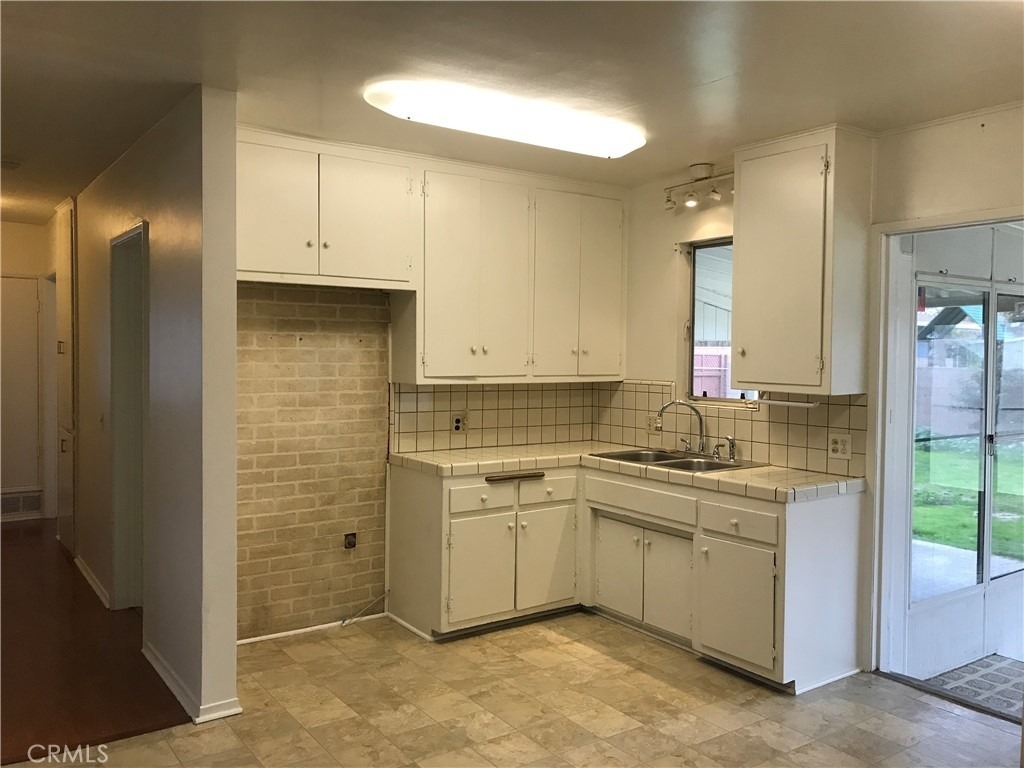 18828 E Weather Road - Photo 5