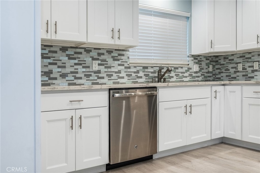 1400 Leland Way - Photo 12