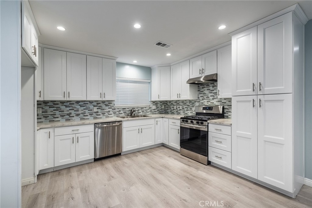 1400 Leland Way - Photo 10