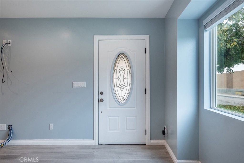 1400 Leland Way - Photo 3