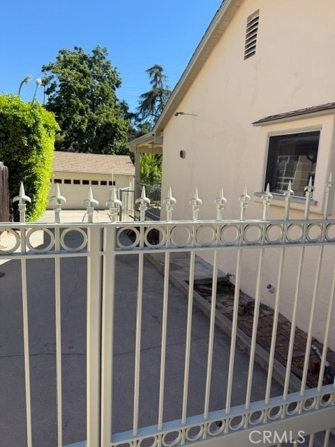 1824 Oakwood Avenue - Photo 21
