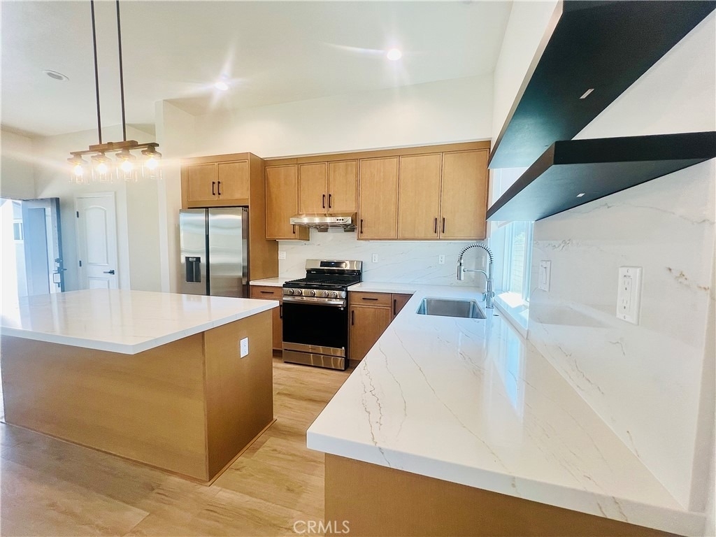 1704 E Vine Avenue - Photo 4