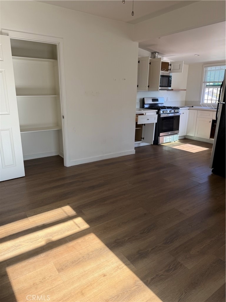 1820 W 22nd Street - Photo 7
