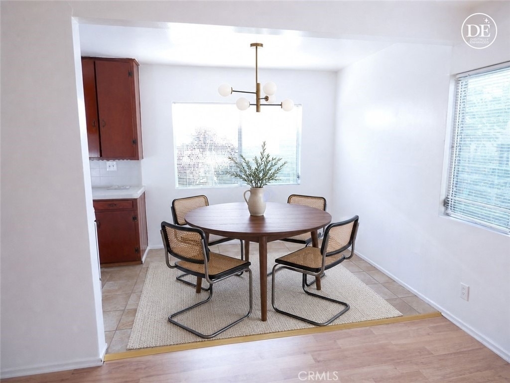 5832 Camerford Avenue - Photo 2
