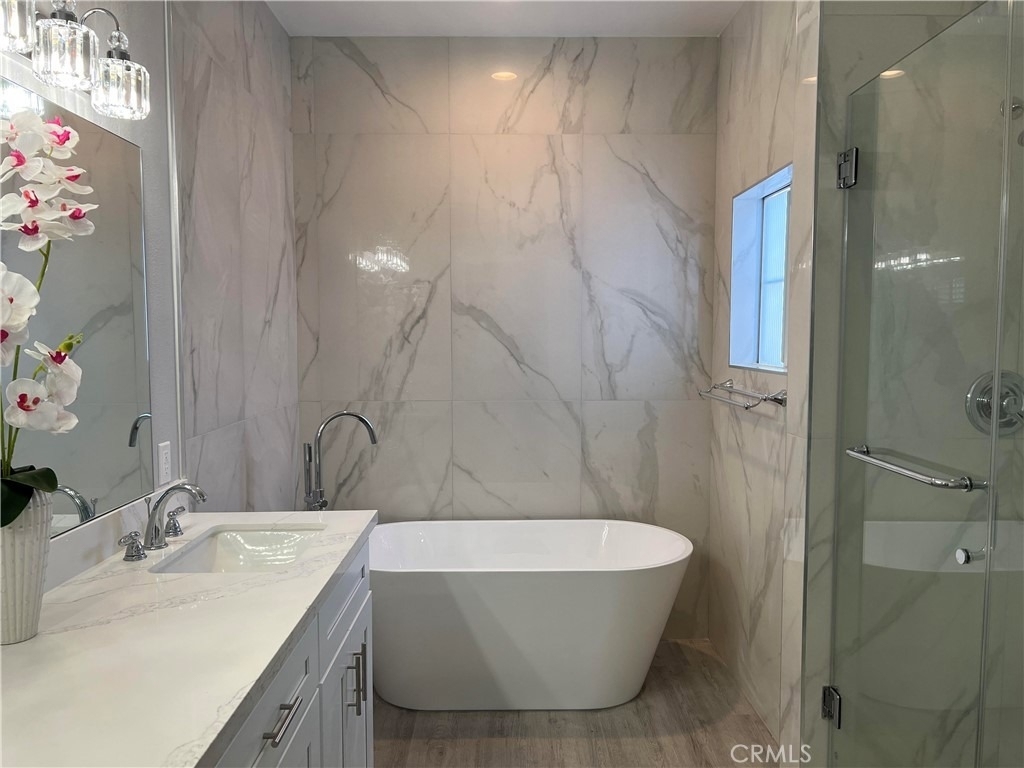 746 W Huntington - Photo 18