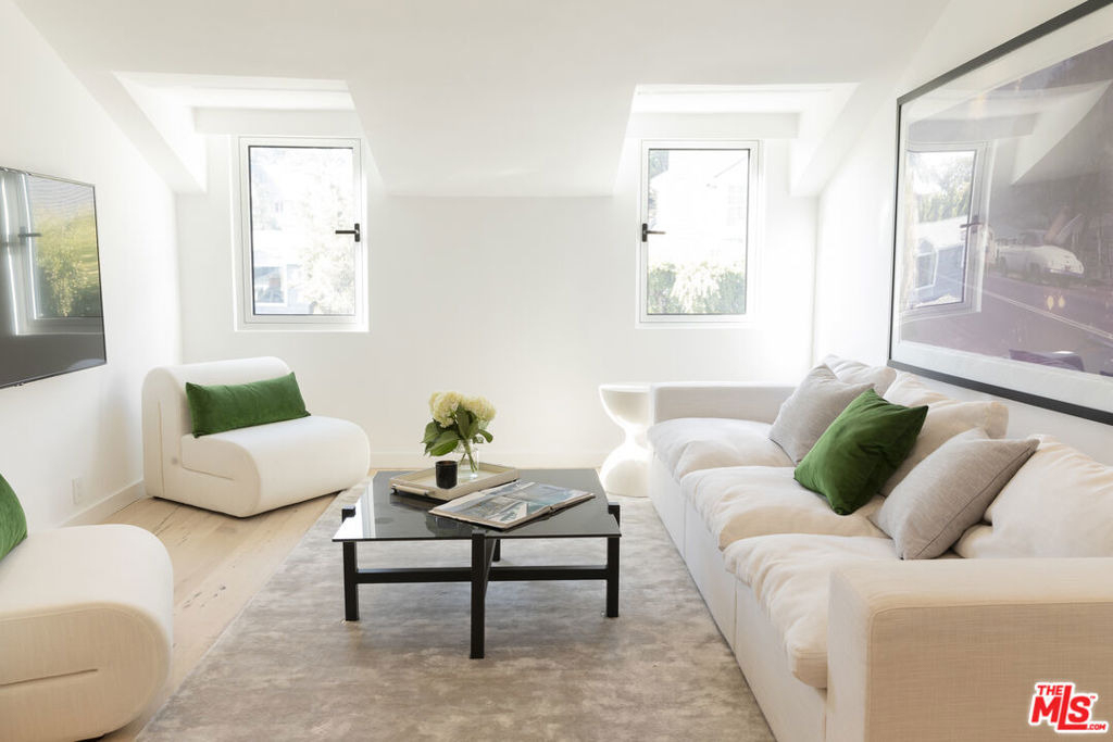 1330 Londonderry Place - Photo 9