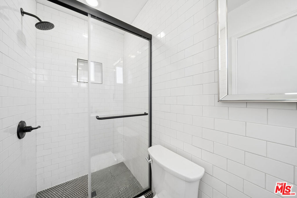 1039 N Harper Avenue - Photo 10