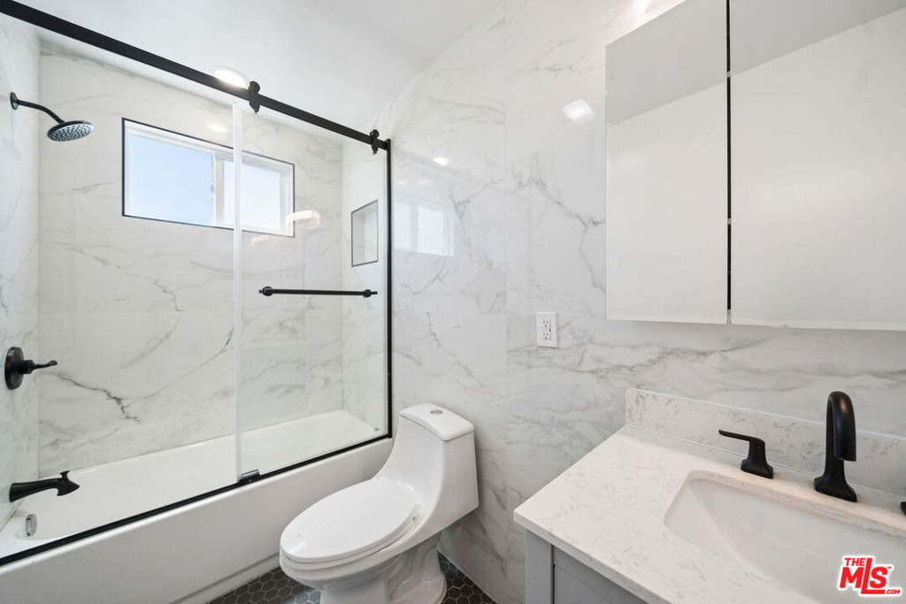 1039 N Harper Avenue - Photo 14