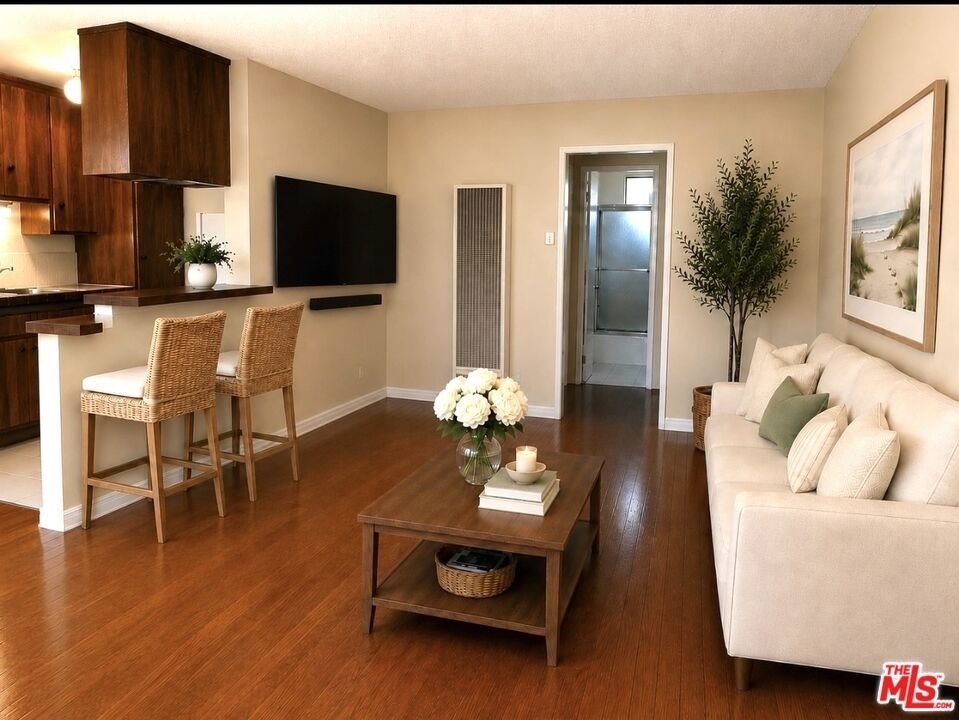 12300 Pacific Avenue - Photo 0
