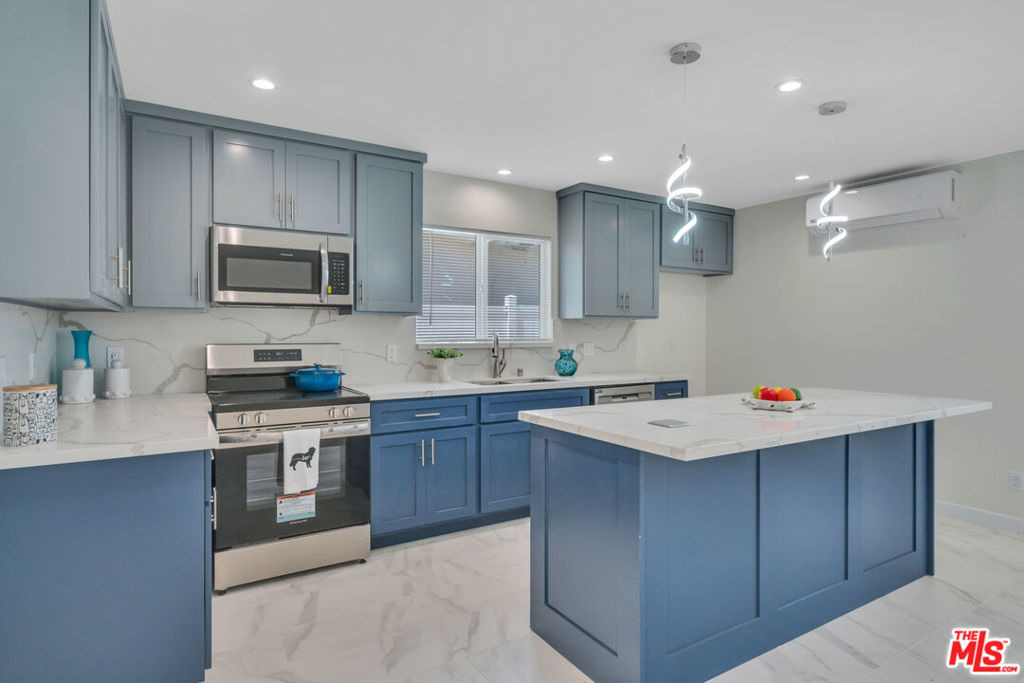 5128 W 133rd Street - Photo 0