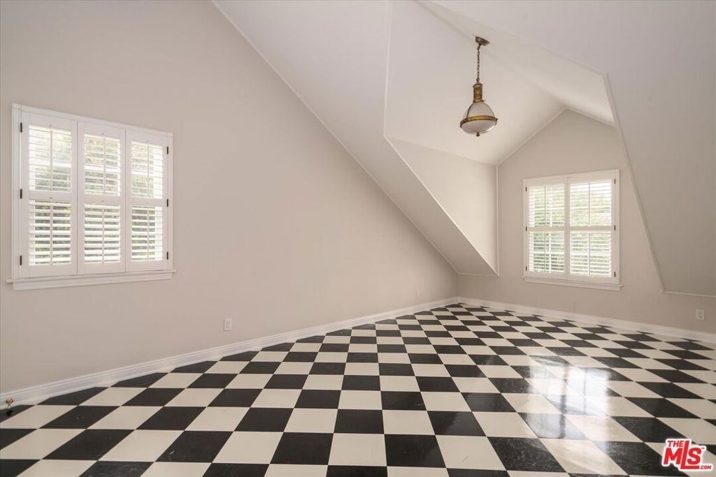 1146 Corsica Drive - Photo 18