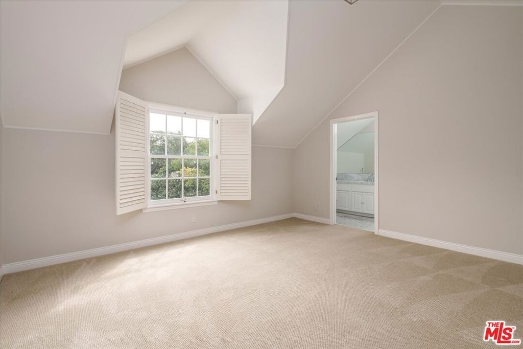 1146 Corsica Drive - Photo 14