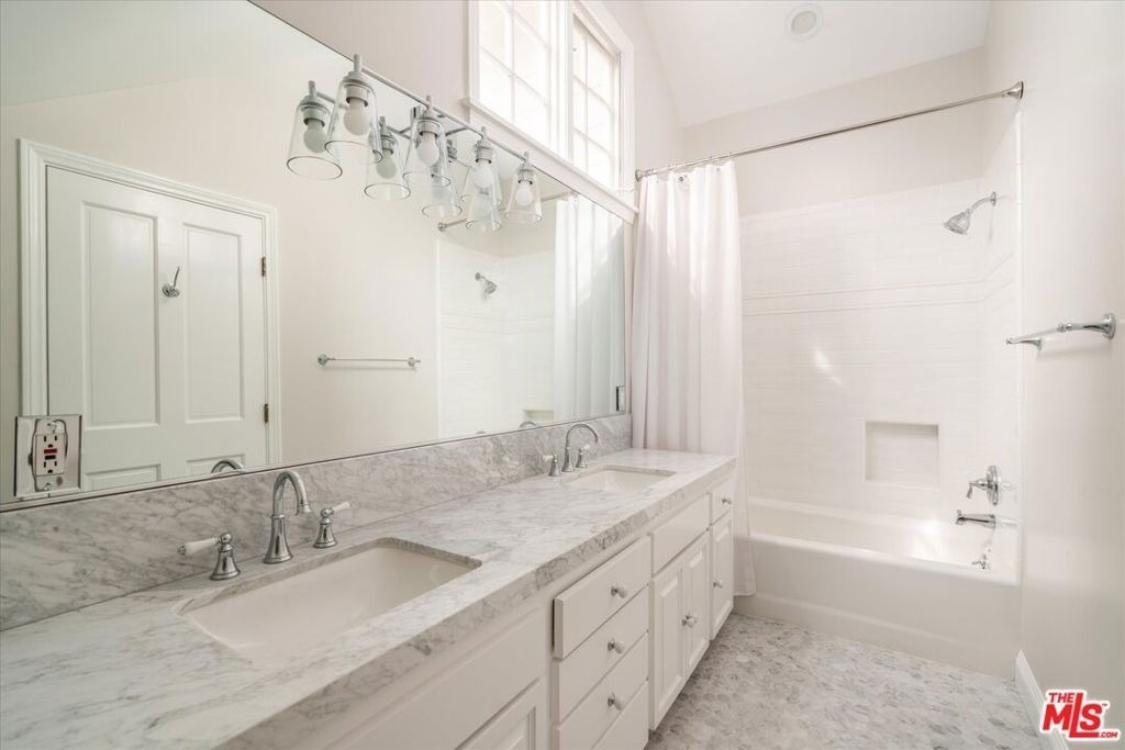 1146 Corsica Drive - Photo 15