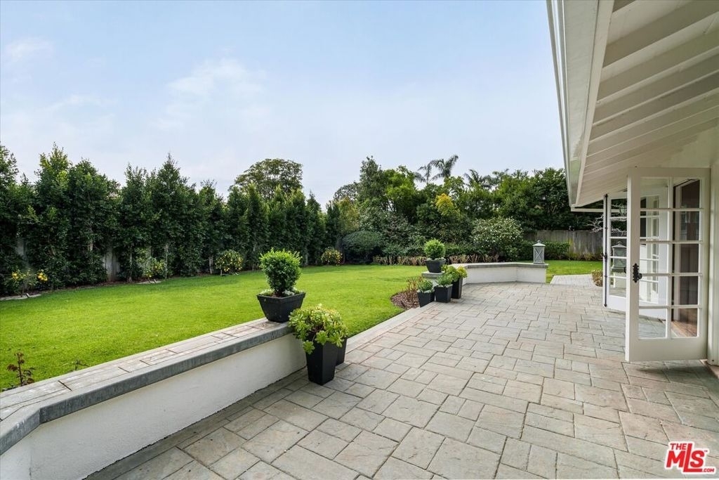 1146 Corsica Drive - Photo 6