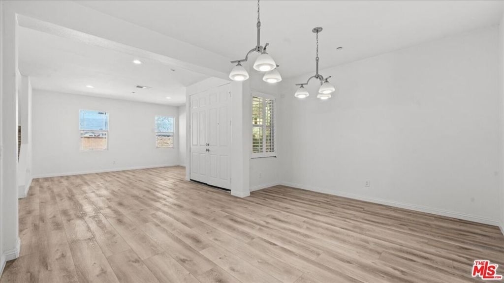 11962 Alpine Drive - Photo 9