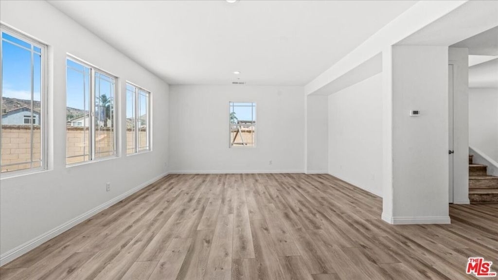11962 Alpine Drive - Photo 5