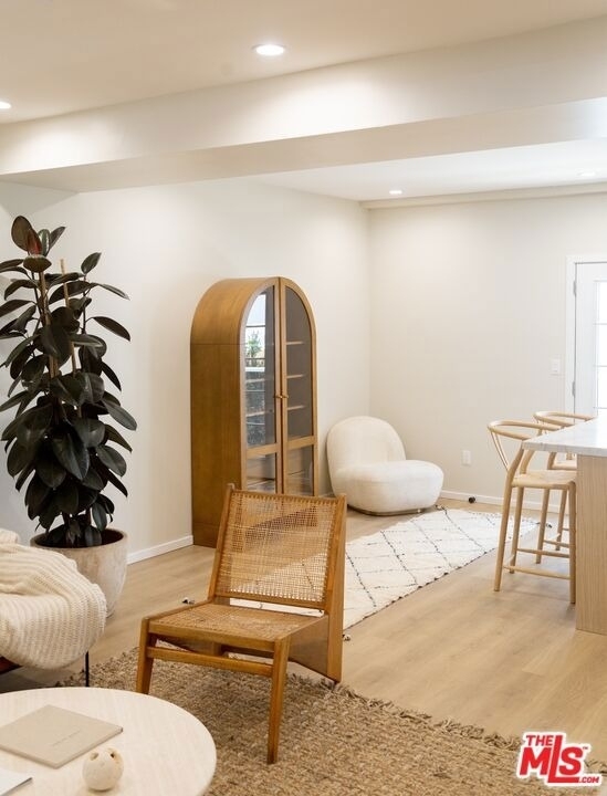 1409 N Hudson Avenue - Photo 5