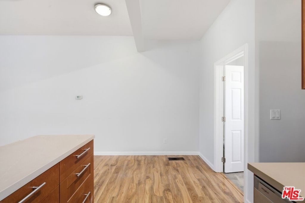 141 W Avenue 31 - Photo 6