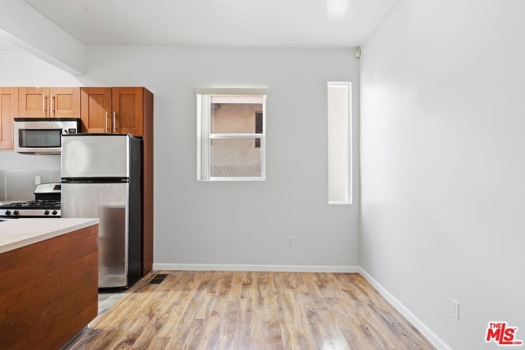 141 W Avenue 31 - Photo 8