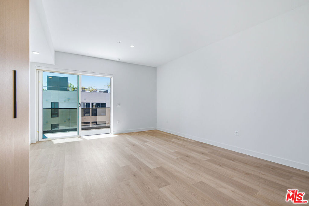 3555 Overland Avenue - Photo 7