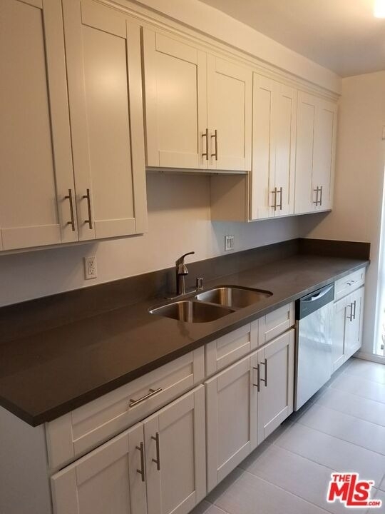 7607 Norton Avenue - Photo 2