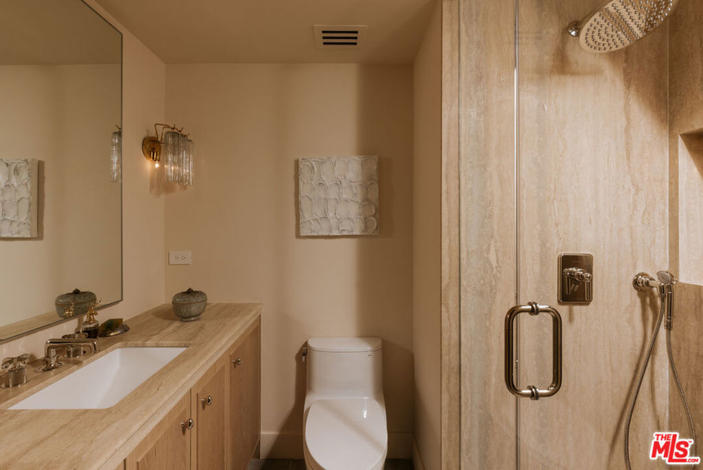 2220 Avenue Of The Stars - Photo 14