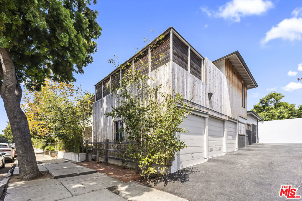 1807 Montana Ave - Photo 38