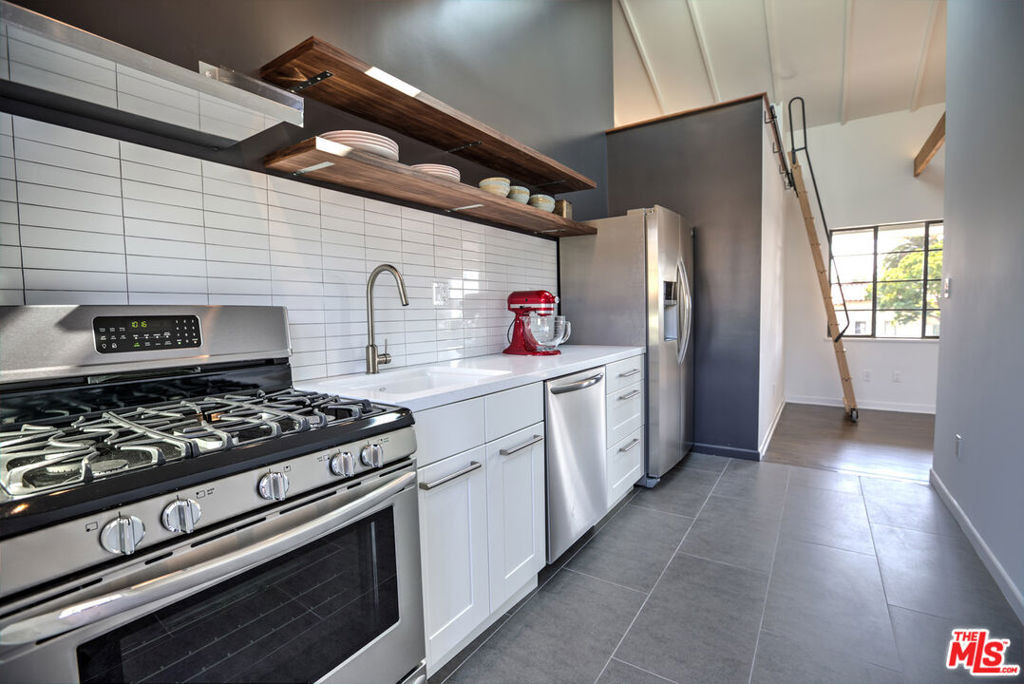 1807 Montana Ave - Photo 17