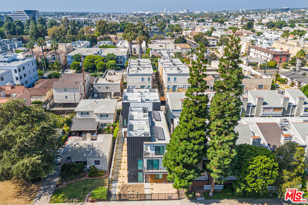 1815 Barry Avenue - Photo 12