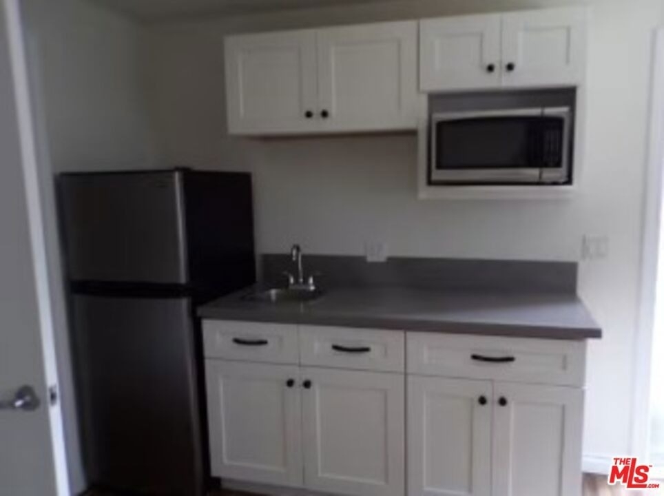 1036 N Bonnie Brae Street - Photo 1