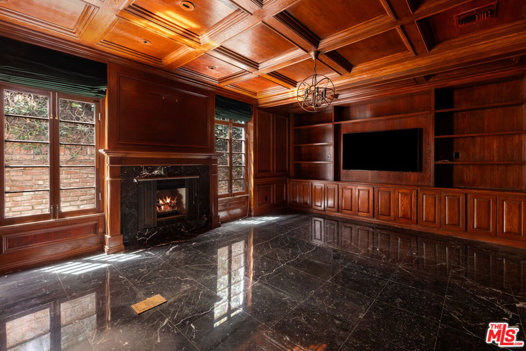 9507 Heather Road - Photo 7